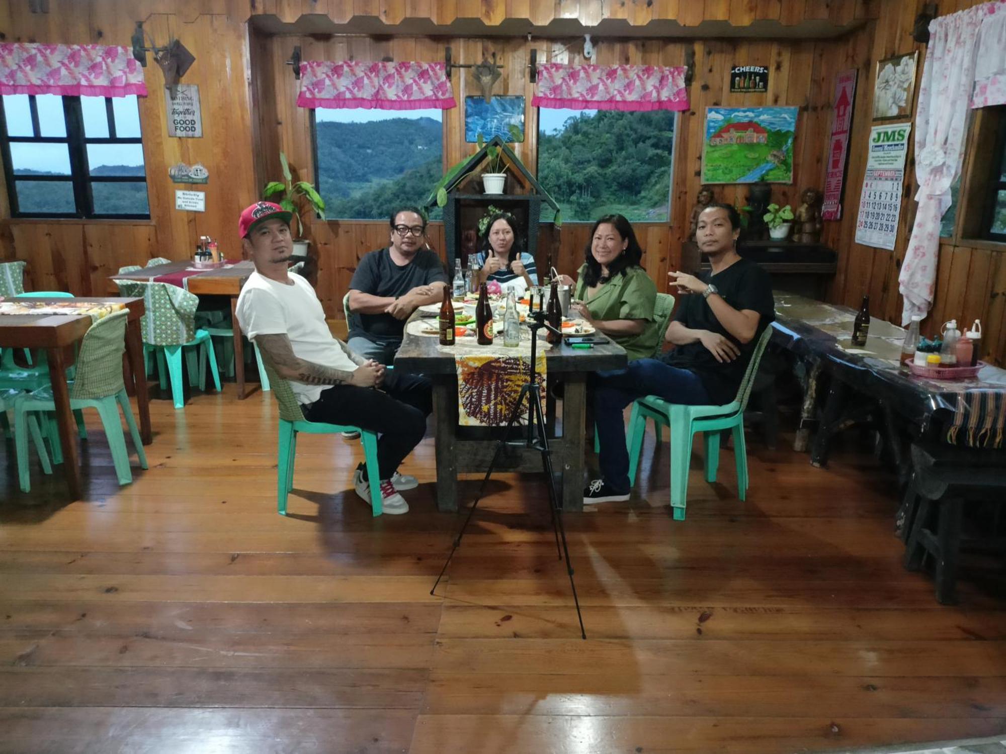 Las Vegas Lodge And Restaurant Banaue Exterior photo